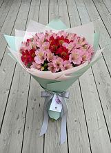 Букет цветов из:  Альстромерии в Боковской