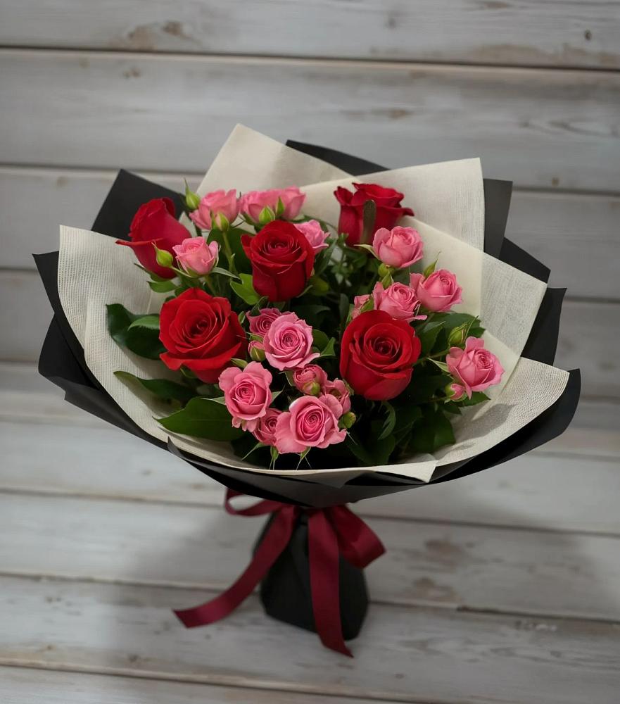 Букет цветов из: Розы в Боковской